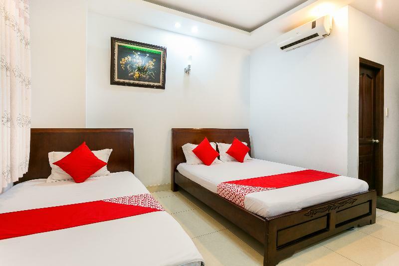 Oyo 130 Tuan Long Hotel Ho Chi Minh City Exterior photo
